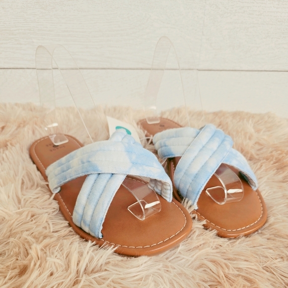 Shade & Shore Shoes - SHADE & SHORE | LIGHT BLUE CLOUD SANDELS - NWT